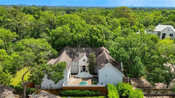 1121 Lashbrook DR, Houston, TX 77077