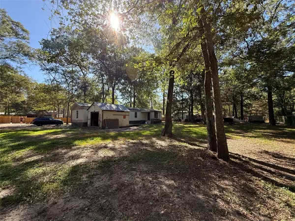 186 County Road 4283, Dayton, TX 77535