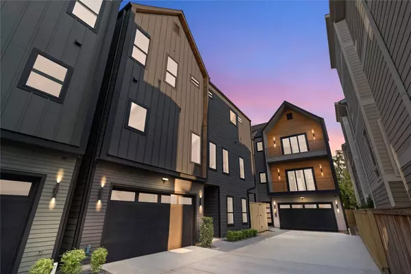 1030 W 24th ST #B, Houston, TX 77008