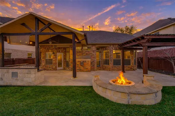 6115 City Shores LN, Katy, TX 77494