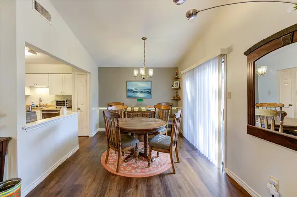 7861 Champion Pines DR, Spring, TX 77379