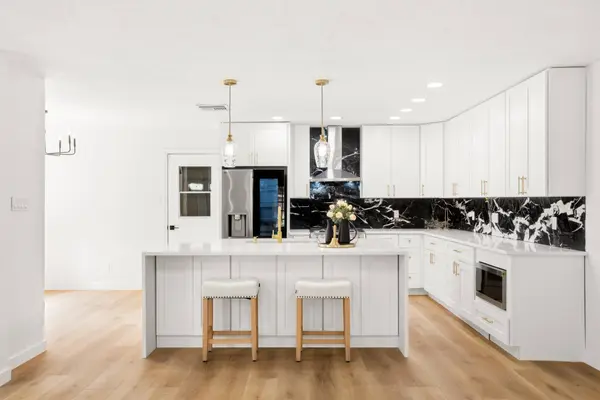 14118 Sandfield DR