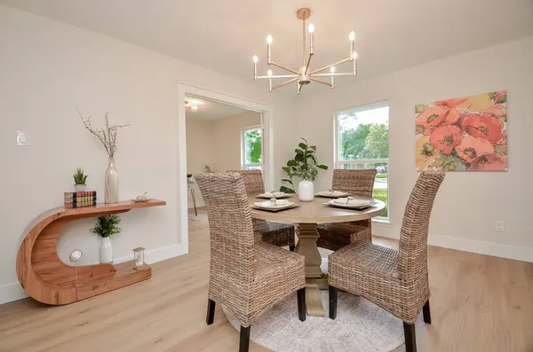 12511 Nova DR, Houston, TX 77077