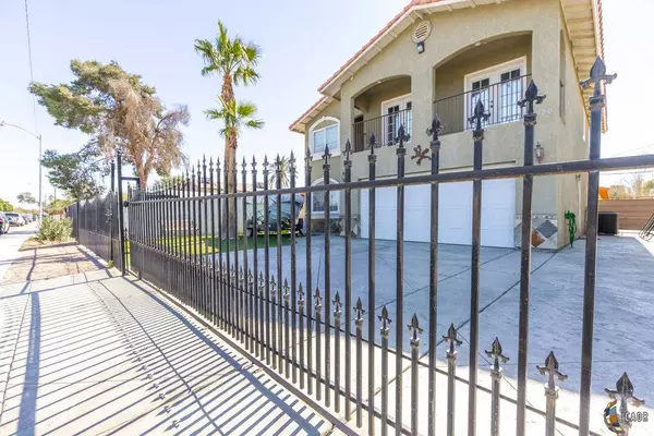 920 E 4TH ST, Calexico, CA 92231