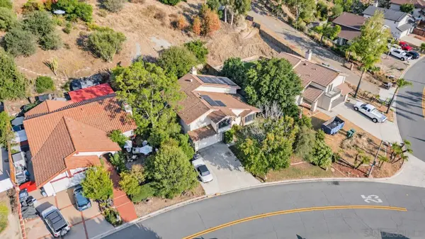 9212 Palomino Ridge Dr, Lakeside, CA 92040