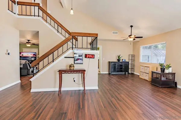 9212 Palomino Ridge Dr, Lakeside, CA 92040