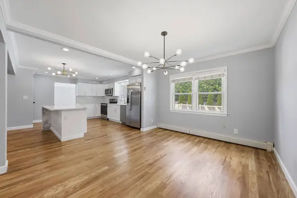 2415 Babylon Tpke, Merrick, NY 11566-4206