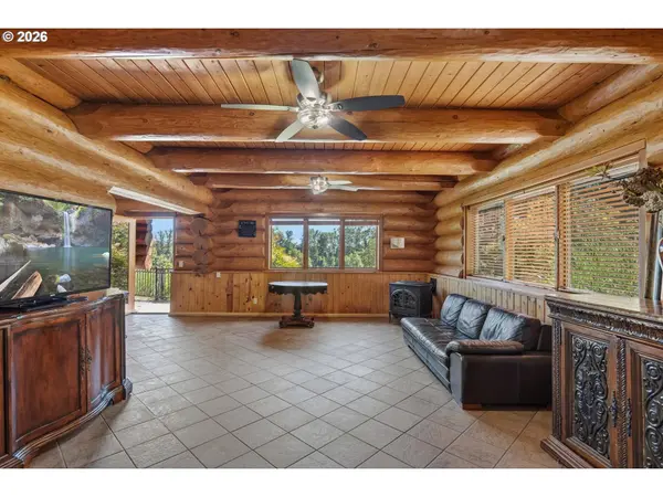 34643 MOUNTAIN VIEW PL, Albany, OR 97322