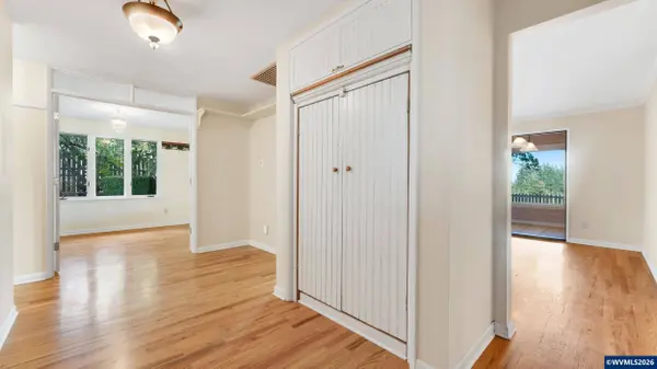 38647 Scravel Hill Rd NE, Albany, OR 97322