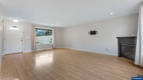 8110 Daphne Ct, Corvallis, OR 97330