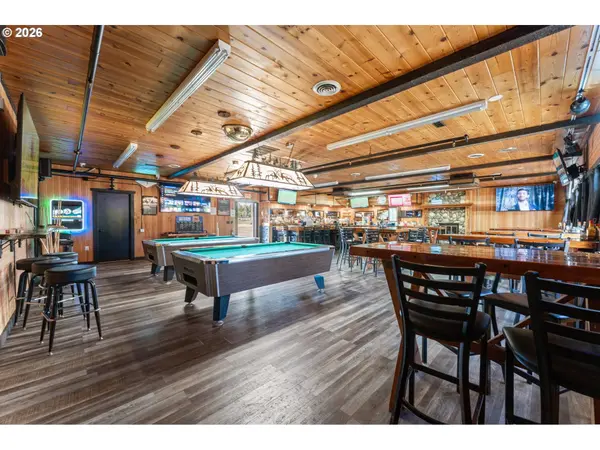 28405 SALMON RIVER HWY, Grand Ronde, OR 97347