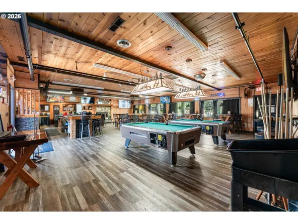 28405 SALMON RIVER HWY, Grand Ronde, OR 97347