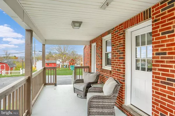 3209 SCHOOLHOUSE LN, Harrisburg, PA 17109