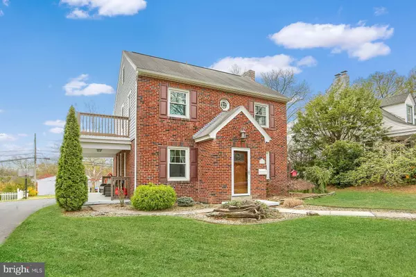 3209 SCHOOLHOUSE LN, Harrisburg, PA 17109