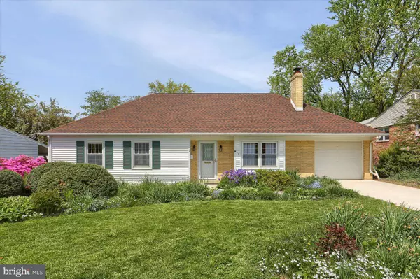 16 ROUND HILL RD, Camp Hill, PA 17011