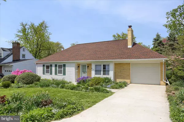 16 ROUND HILL RD, Camp Hill, PA 17011