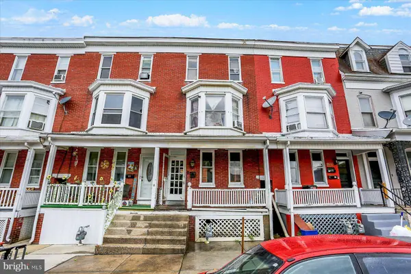621 WALLACE ST, York, PA 17403