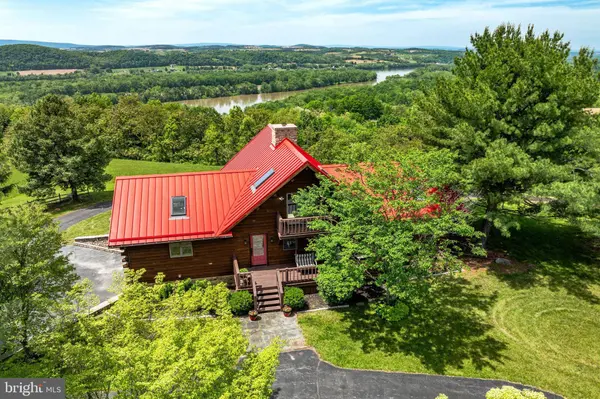 236 4TH ST, Herndon, PA 17830