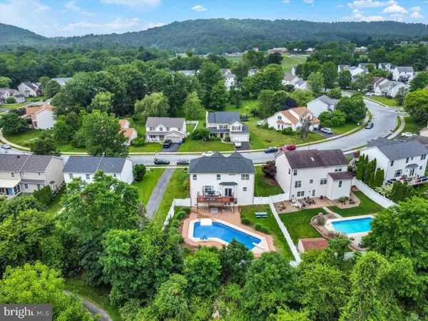 648 COPPER CIR, Lewisberry, PA 17339