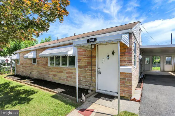 528 N ENOLA DR, Enola, PA 17025