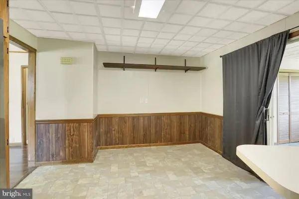 528 N ENOLA DR, Enola, PA 17025