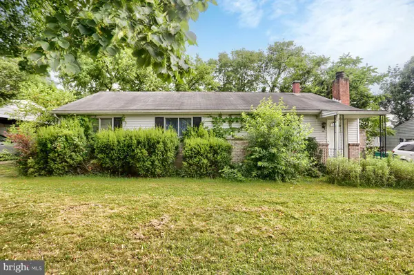 6 STEPHEN RD, Camp Hill, PA 17011