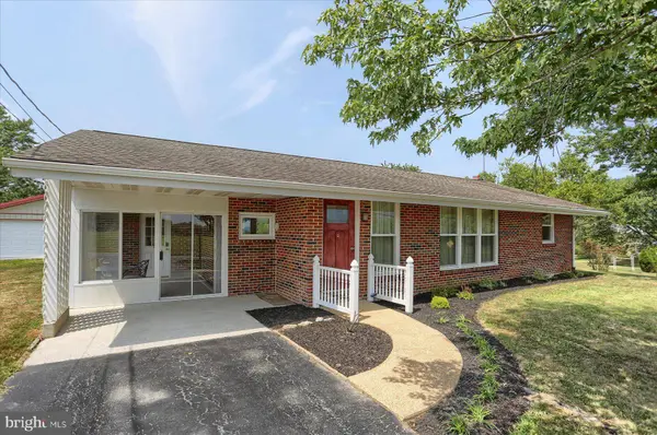 9 KING DR, Carlisle, PA 17015