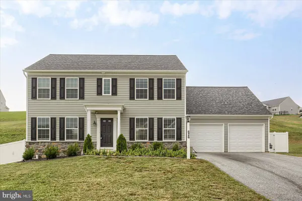 626 RISHEL DR, York, PA 17406