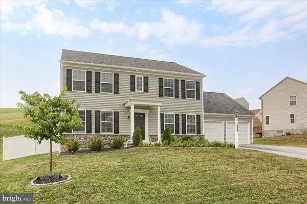 626 RISHEL DR, York, PA 17406