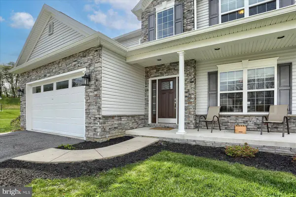 4504 EGRET DR, Harrisburg, PA 17112