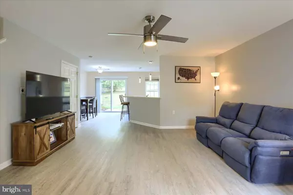 603 BLUEBILL DR, Etters, PA 17319