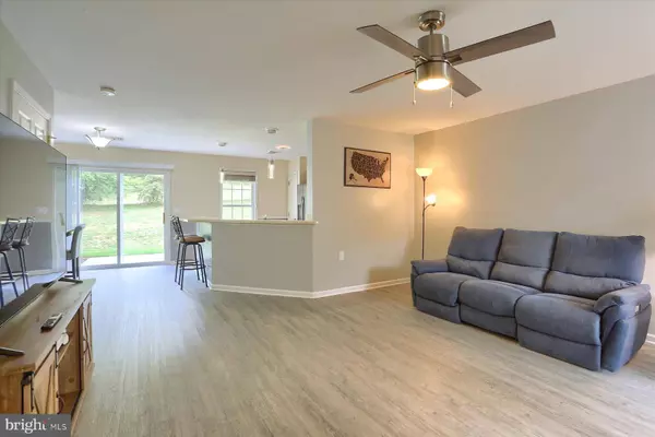 603 BLUEBILL DR, Etters, PA 17319