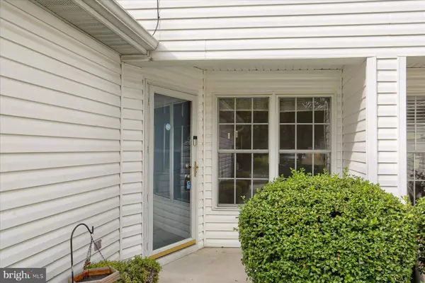 603 BLUEBILL DR, Etters, PA 17319