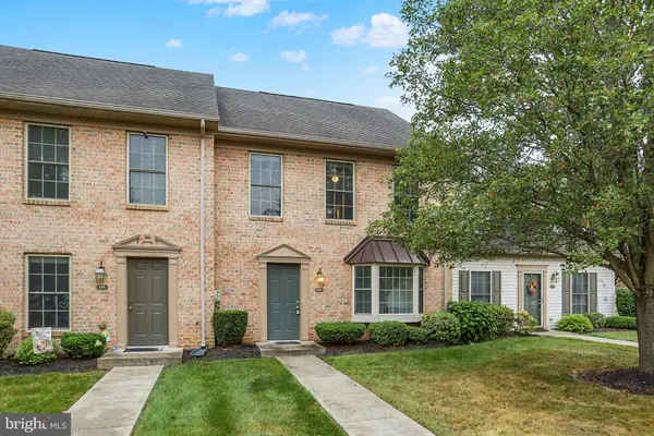 132 MELBOURNE LANE, Mechanicsburg, PA 17055