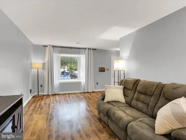 132 MELBOURNE LANE, Mechanicsburg, PA 17055