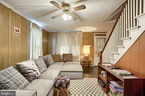 1110 MAIN ST, Harrisburg, PA 17113