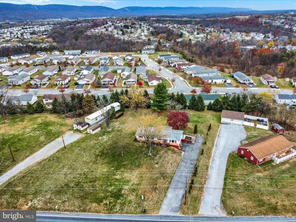 201 CRANES GAP ROAD, Carlisle, PA 17013