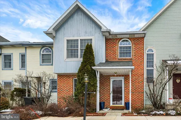 1947 DEER PATH RD, Harrisburg, PA 17110