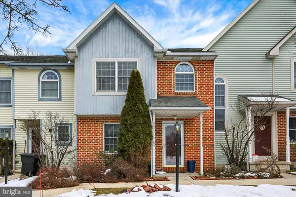 1947 DEER PATH RD, Harrisburg, PA 17110