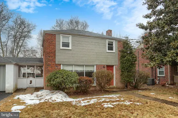 3 HIGHLAND DR, Camp Hill, PA 17011