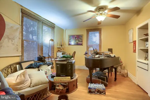 205 N 32ND ST, Harrisburg, PA 17109