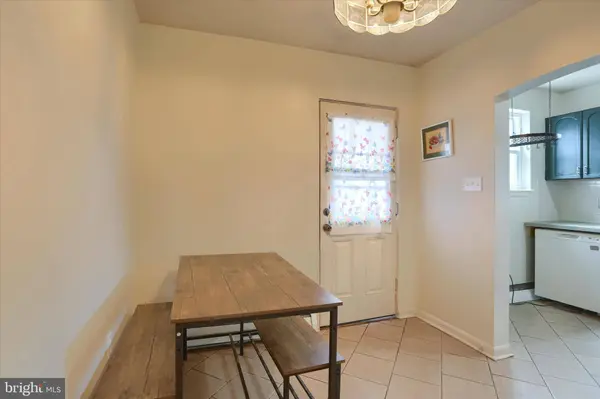 1020 CHAMBERS ST, Harrisburg, PA 17113