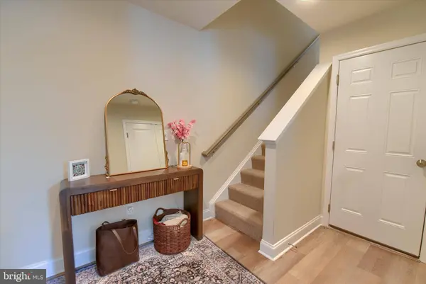 3100 EGRETON RD, Mechanicsburg, PA 17055