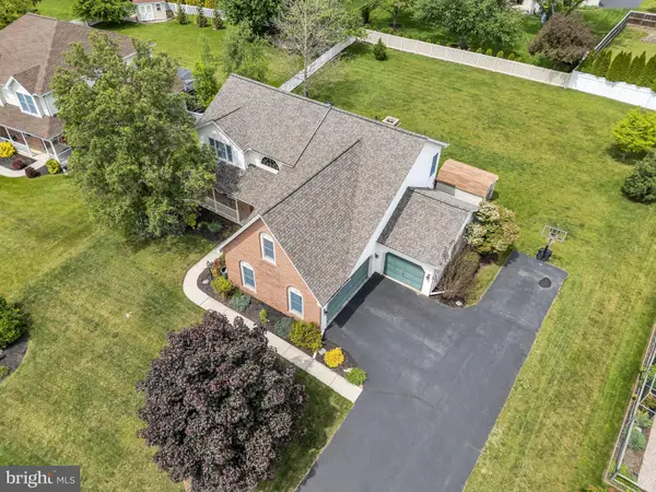 38 MAYBERRY LANE, Mechanicsburg, PA 17050