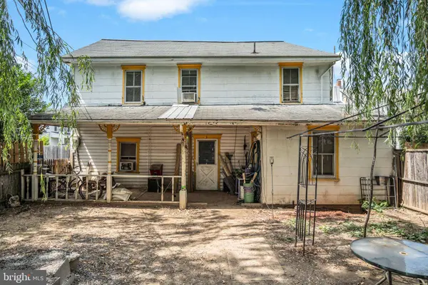 3 S LOCUST ST, Shiremanstown, PA 17011