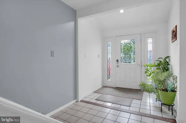 47 HONEYSUCKLE DR, Mechanicsburg, PA 17050