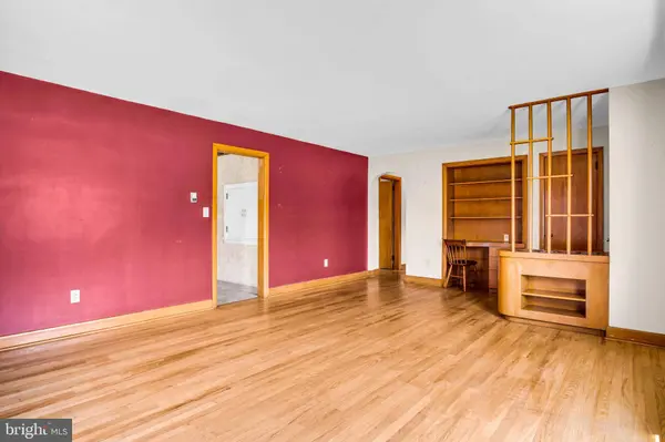 290 DOGWOOD DR, Hummelstown, PA 17036