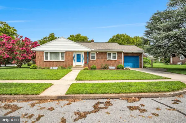 290 DOGWOOD DR