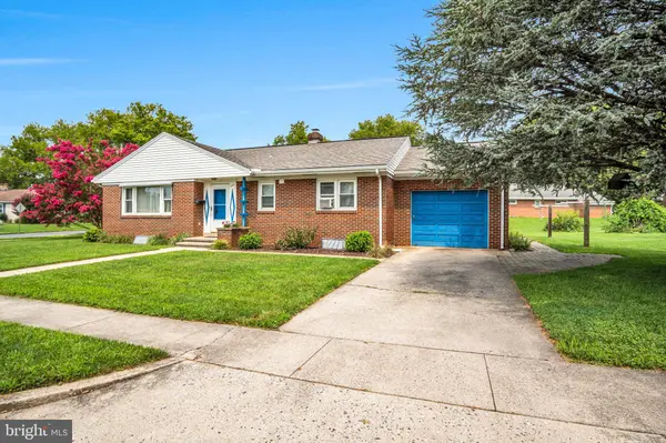 290 DOGWOOD DR, Hummelstown, PA 17036