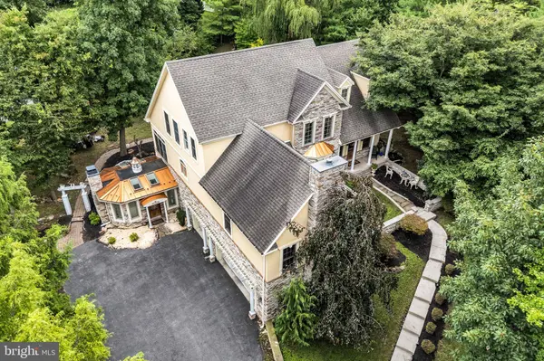 2250 BAKER RD, York, PA 17408